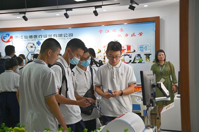 &#29233;&#20307;&#32946;&#23448;&#32593;